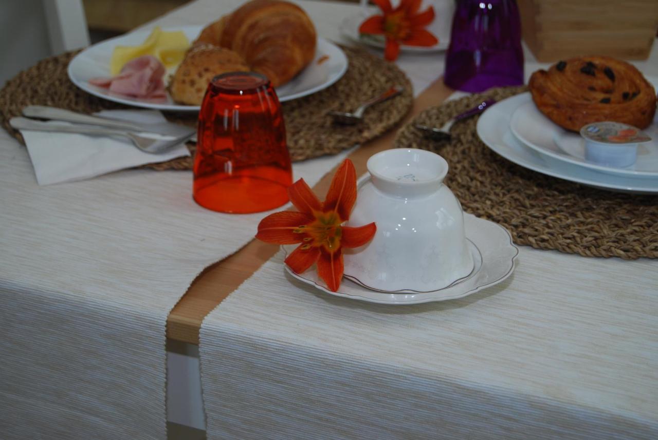 Domus Florio - Humanitas Rozzano Bed & Breakfast Пиеве Емануеле Екстериор снимка
