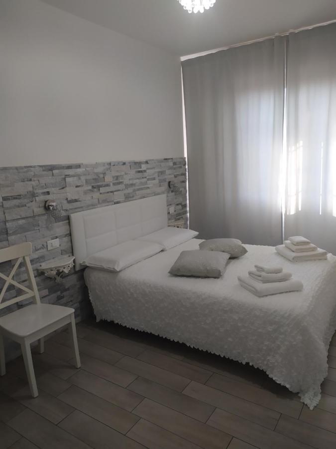 Domus Florio - Humanitas Rozzano Bed & Breakfast Пиеве Емануеле Екстериор снимка