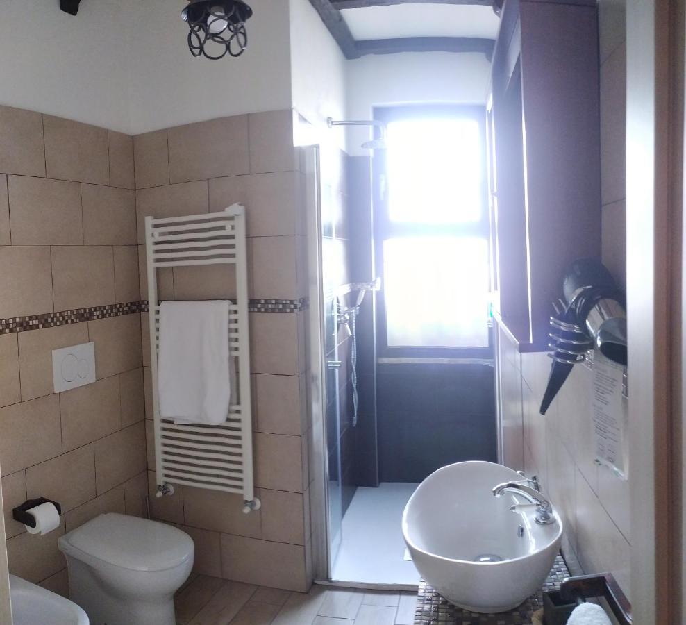 Domus Florio - Humanitas Rozzano Bed & Breakfast Пиеве Емануеле Екстериор снимка