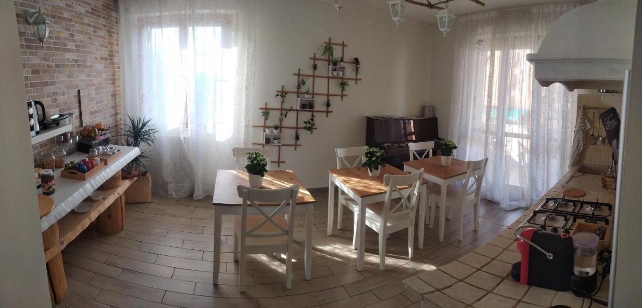 Domus Florio - Humanitas Rozzano Bed & Breakfast Пиеве Емануеле Екстериор снимка